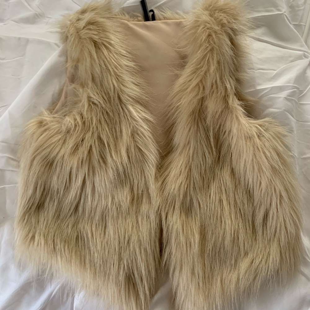 Faux Fur Vest Fitted Size 4